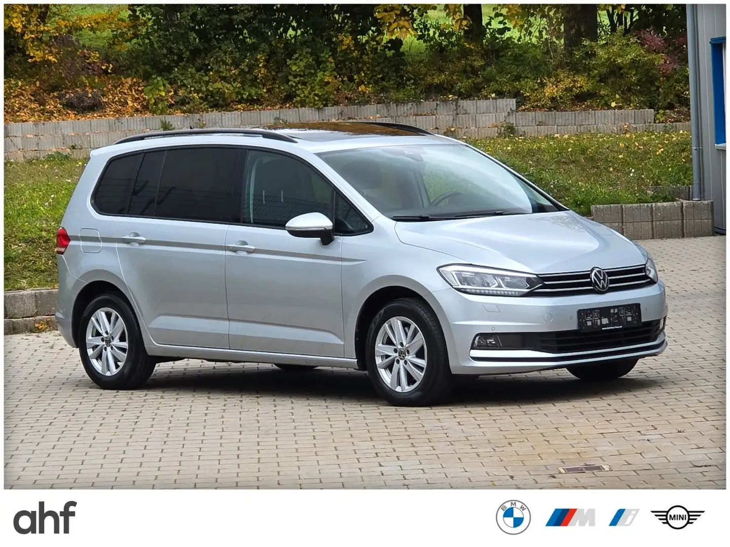 Volkswagen Touran 1.5 TSI DSG NAVI LED PANO ACC SDTHZ RFK Silber - 2