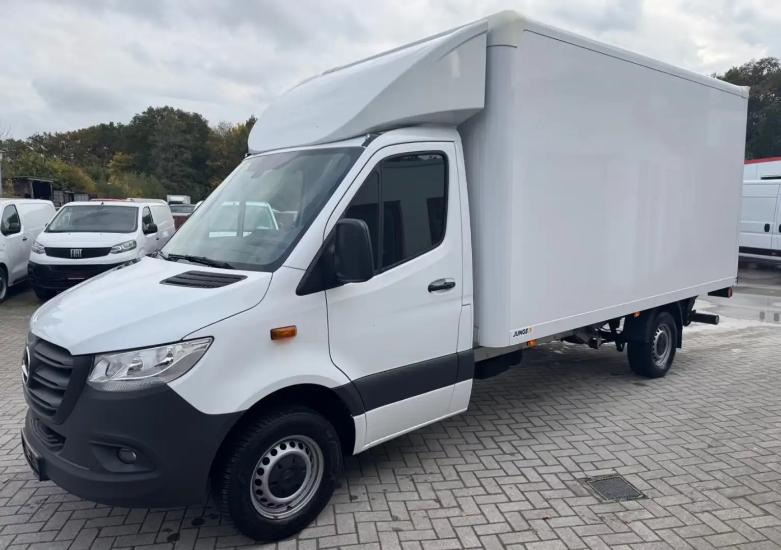 Mercedes-Benz Sprinter Sprinter 317 Koffer lang LBW L4 auch andere kurzf Weiß - 1