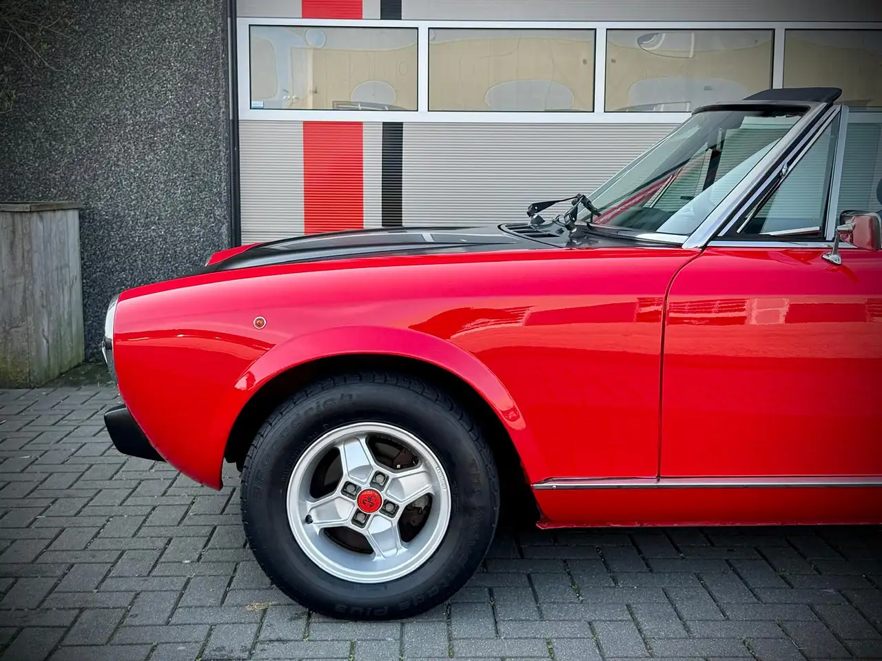 Fiat 124 Spider 2.0 / CS2 / Carburetor / Abarth look / FROM LONGTE, foto 9