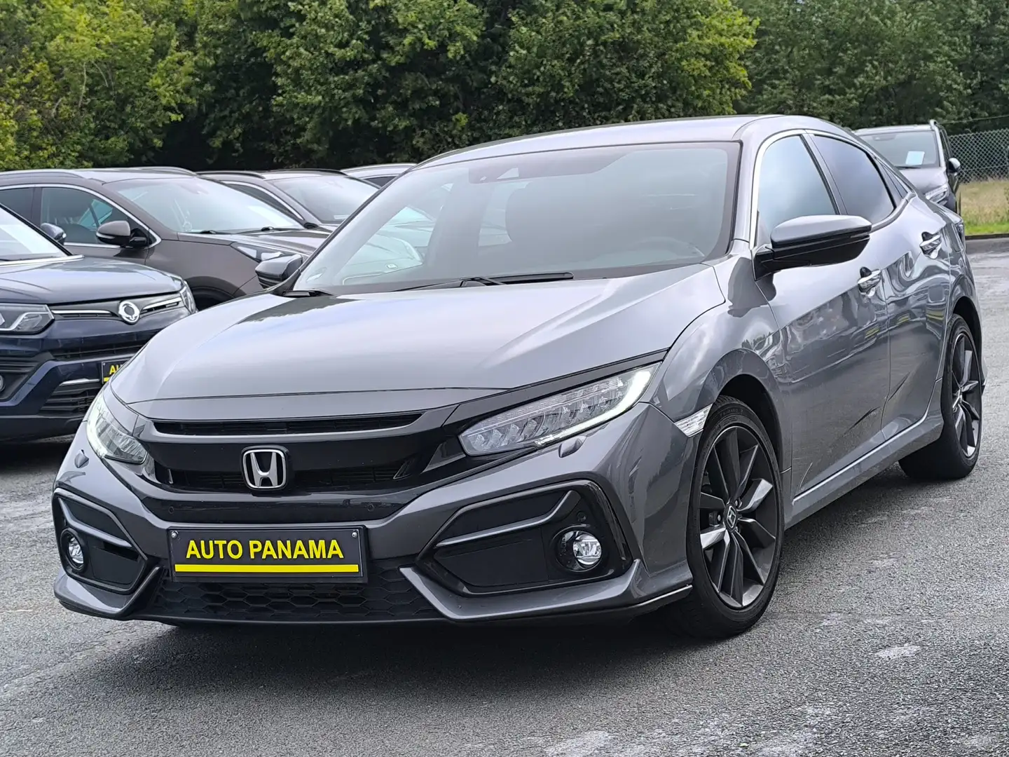 Honda Civic Civic 1.0 iVTEC B.AUT CVT Elegance BlackEd COCKPIT Grijs - 1