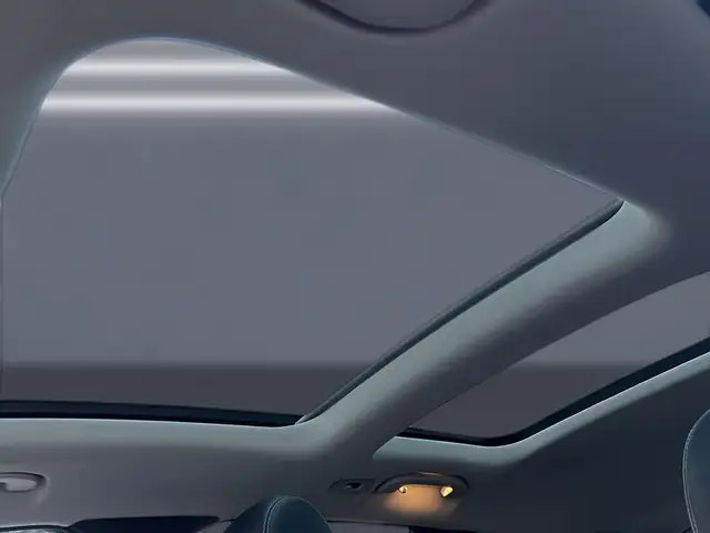 Mercedes-Benz GLC view 13