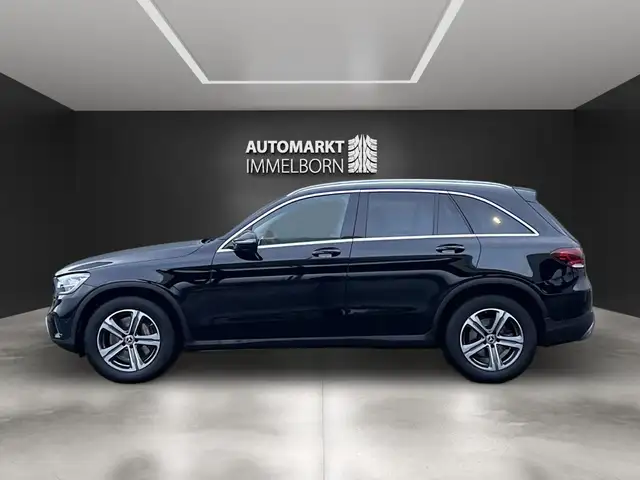 Mercedes-Benz GLC view 11