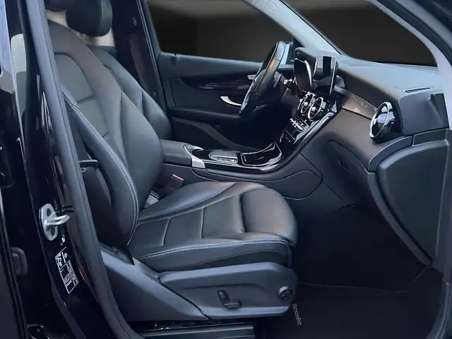 Mercedes-Benz GLC view 15