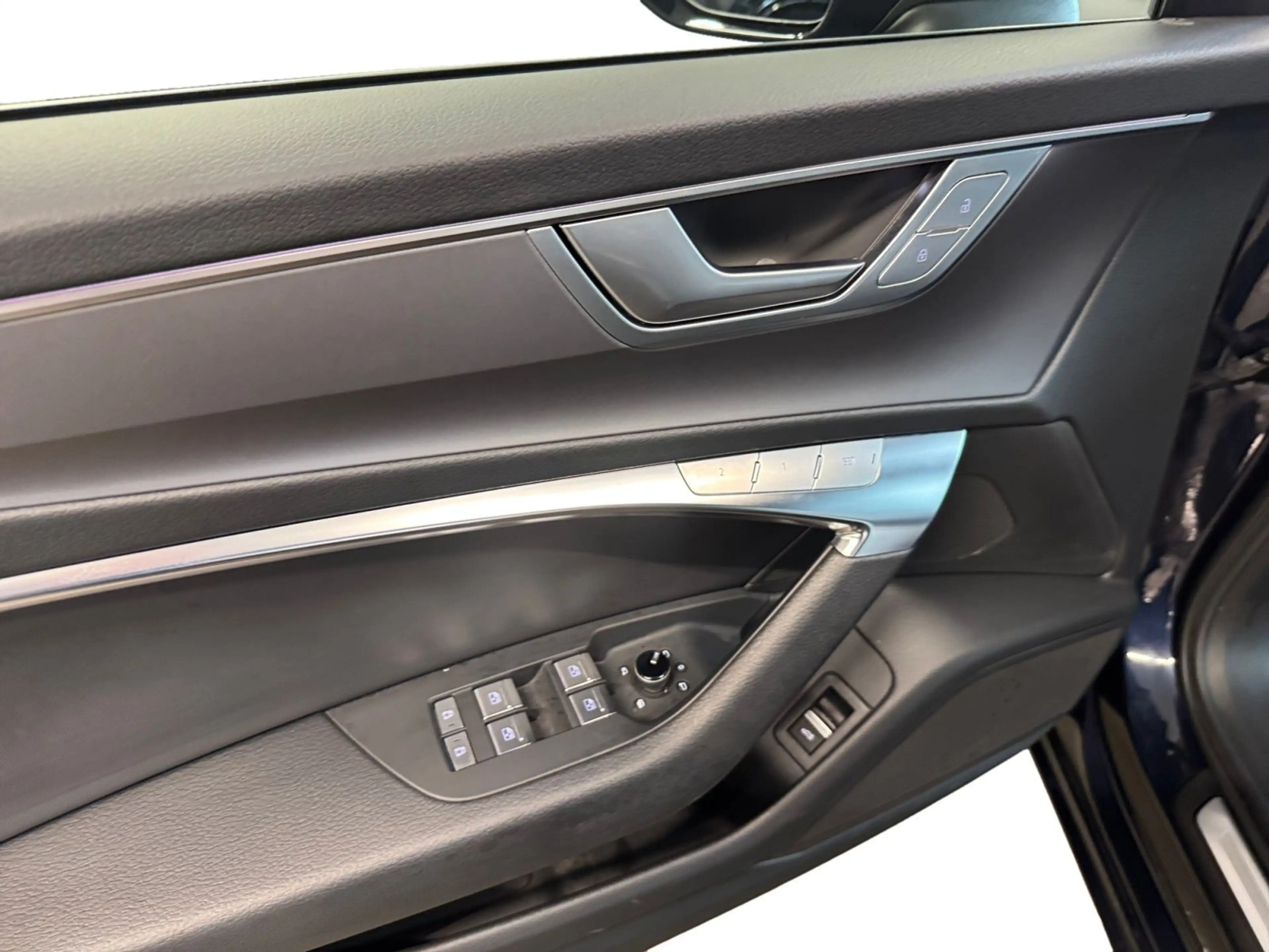 Audi A6 45 TFSI S-TR QU SPORT LED+NAVI+ACC+PANO — photo 14