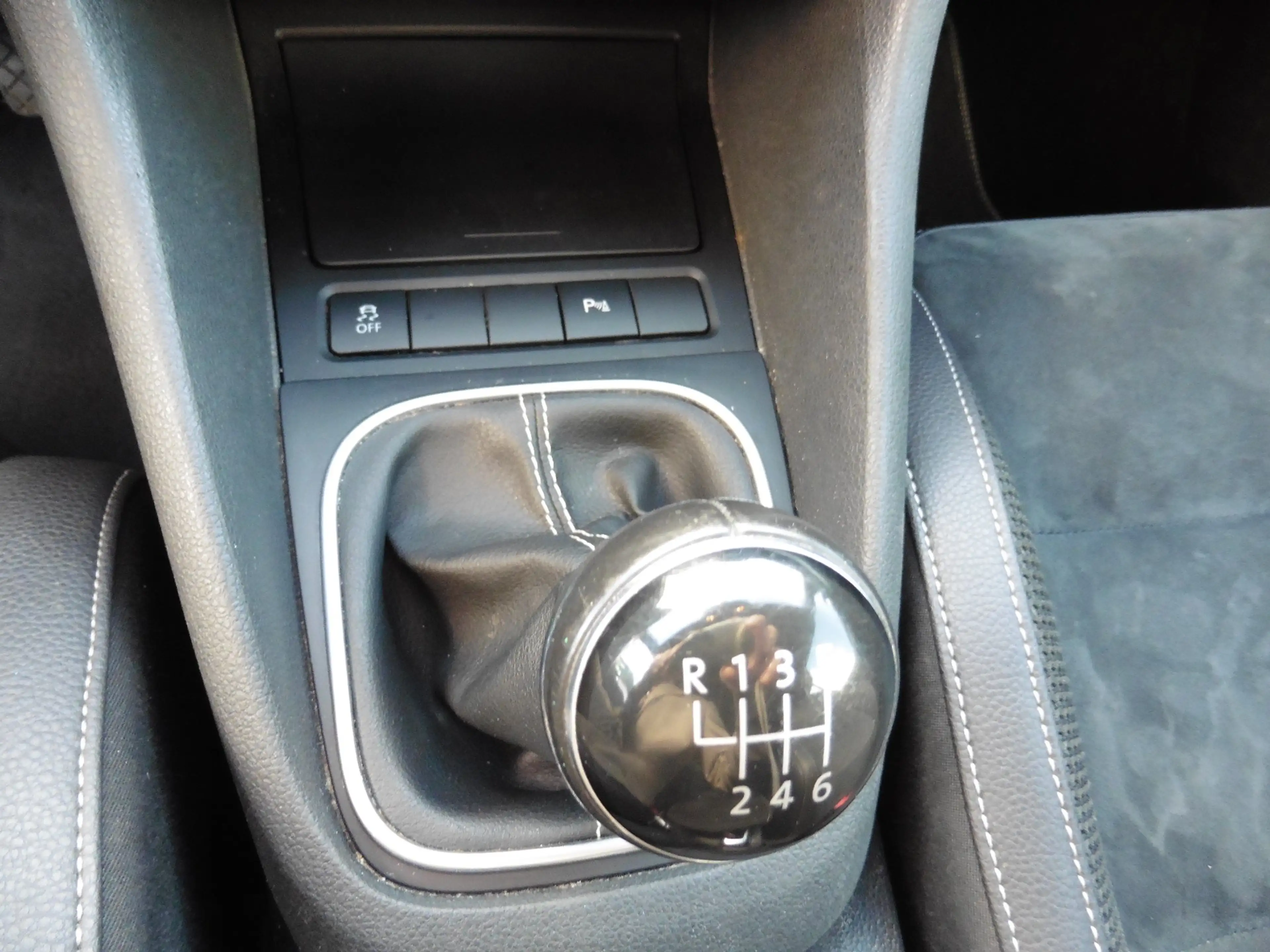 Volkswagen Golf Cabriolet Cabrio 1.4 TSI Cup, AHK — photo 6