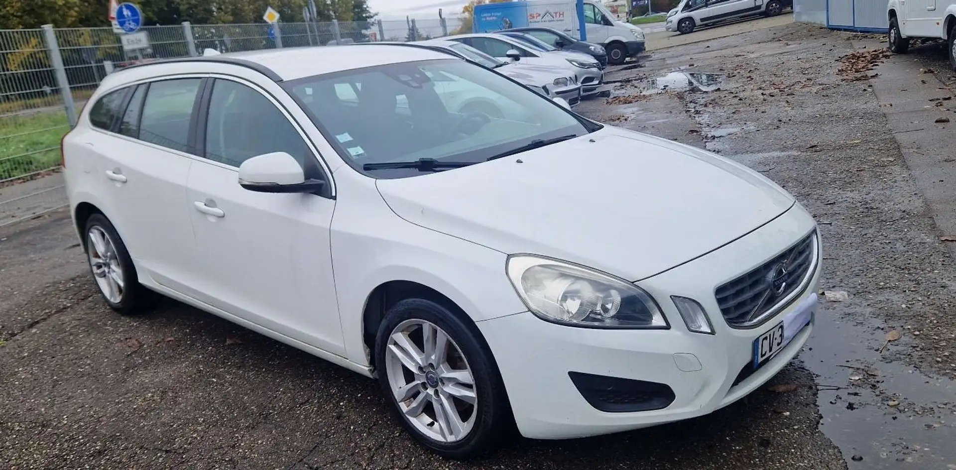 Volvo V60 V60 D4 RDesign Blanc - 1