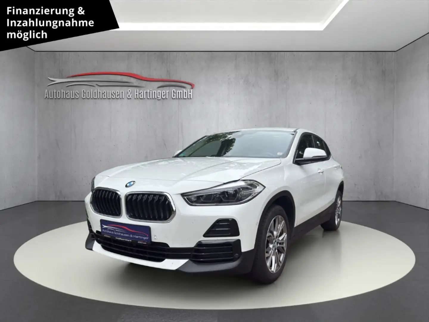 BMW X2 sDrive 18 d Advantage sDrive ex Fahrschule AHK-abn Weiß - 1