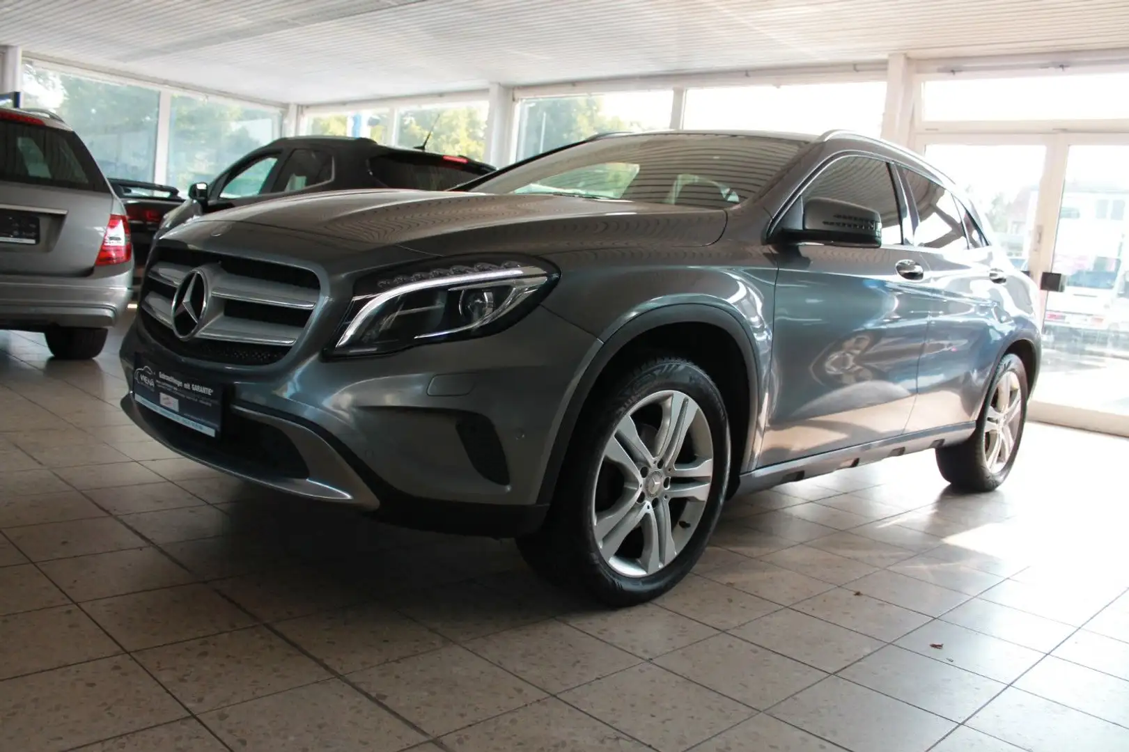Mercedes-Benz GLA 200 GLA -Klasse GLA 200 Grau - 2