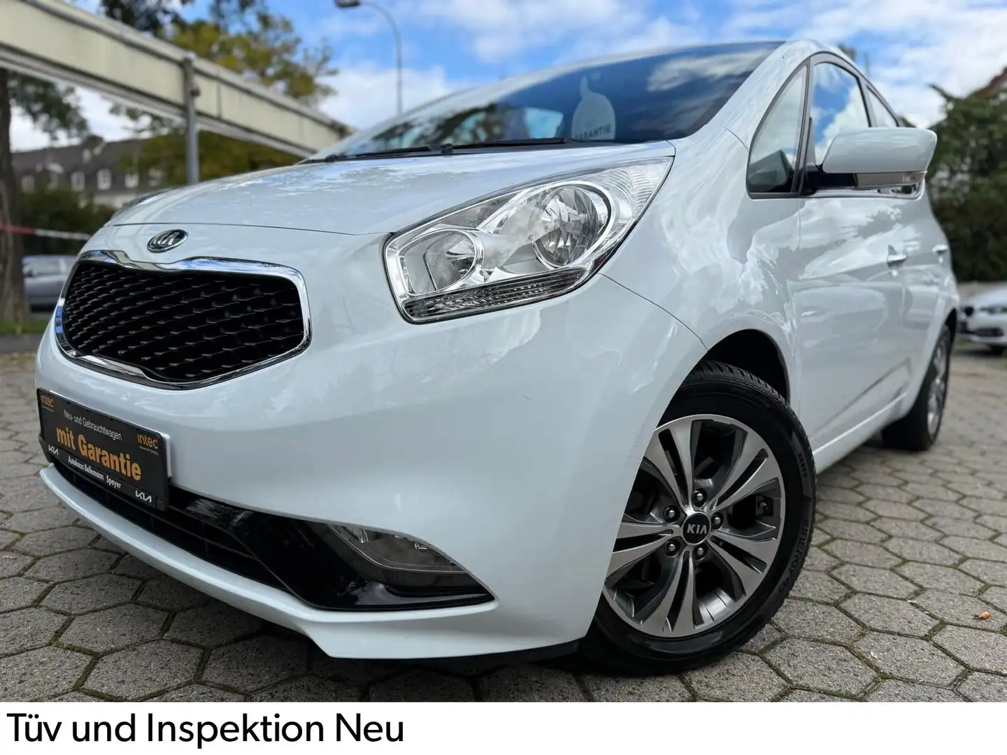 Kia Venga VENGA (1.4L-90PS)KLIMAAUT.SITZHZ.1HAND.GARANTIE Blanc - 1