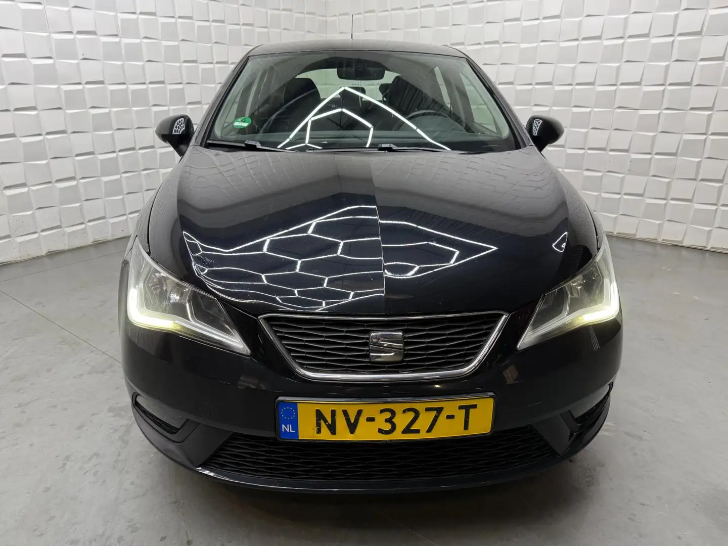 SEAT Ibiza 1.0 EcoTSI Style Connect AUTOMAAT TREKH AIRCO NAP Zwart - 2