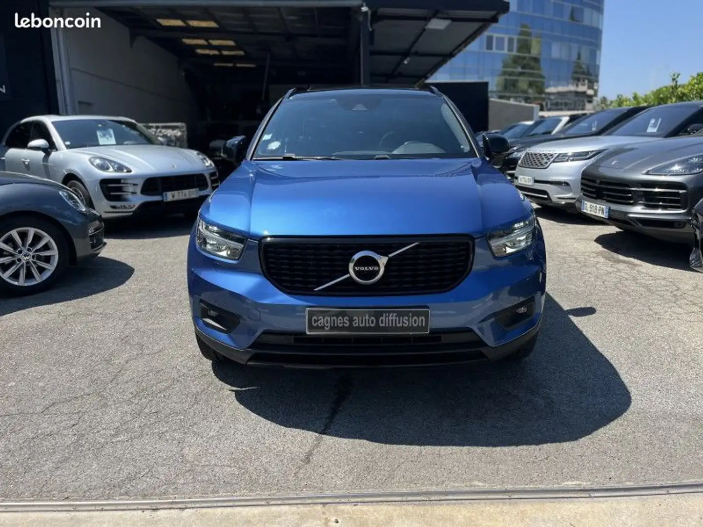 Volvo XC40 T4 AWD 190CH R-DESIGN GEARTRONIC 8 Bleu - 2