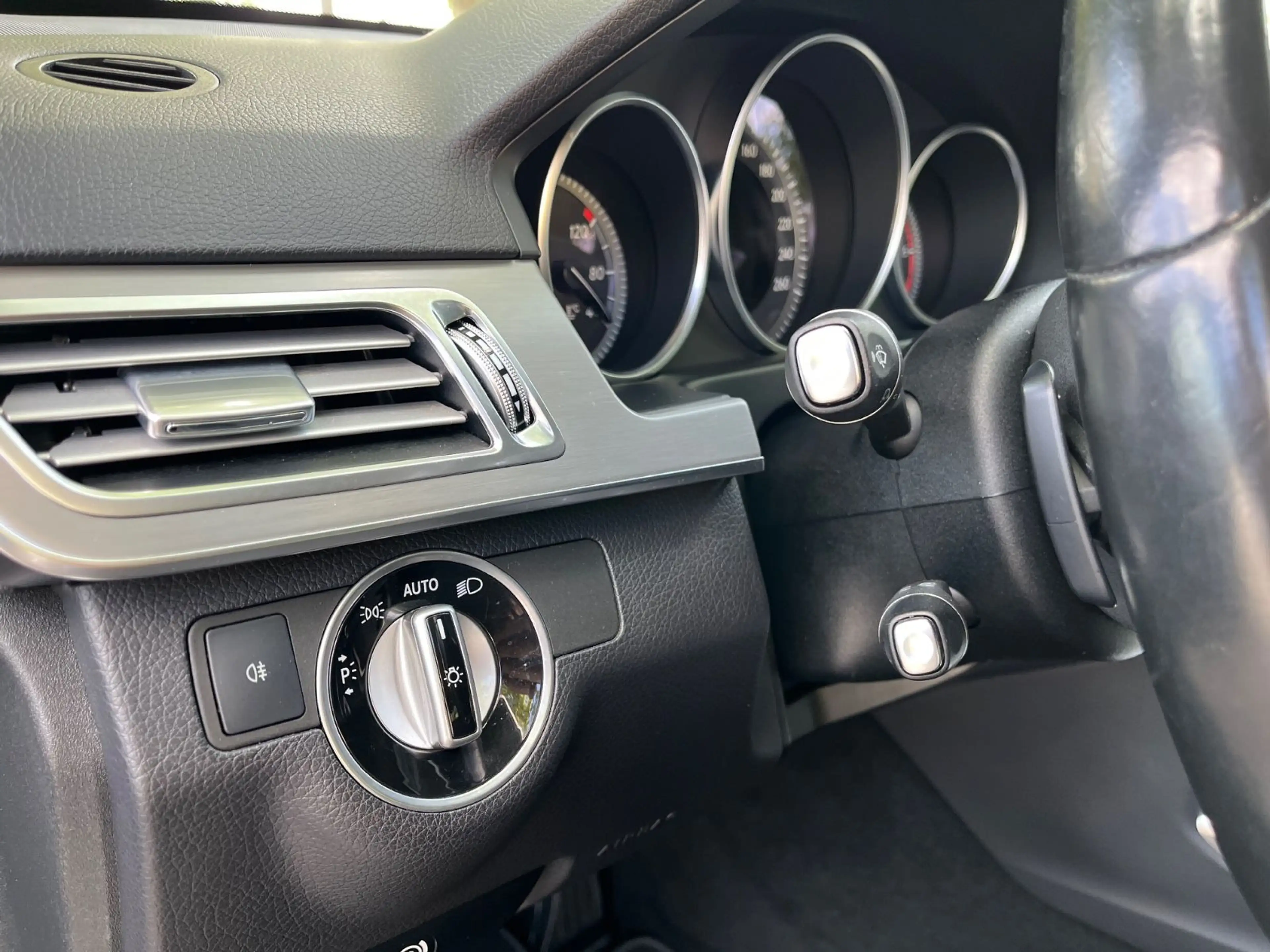 Mercedes-Benz E 250 E Limousine E 250 BlueTec — photo 10