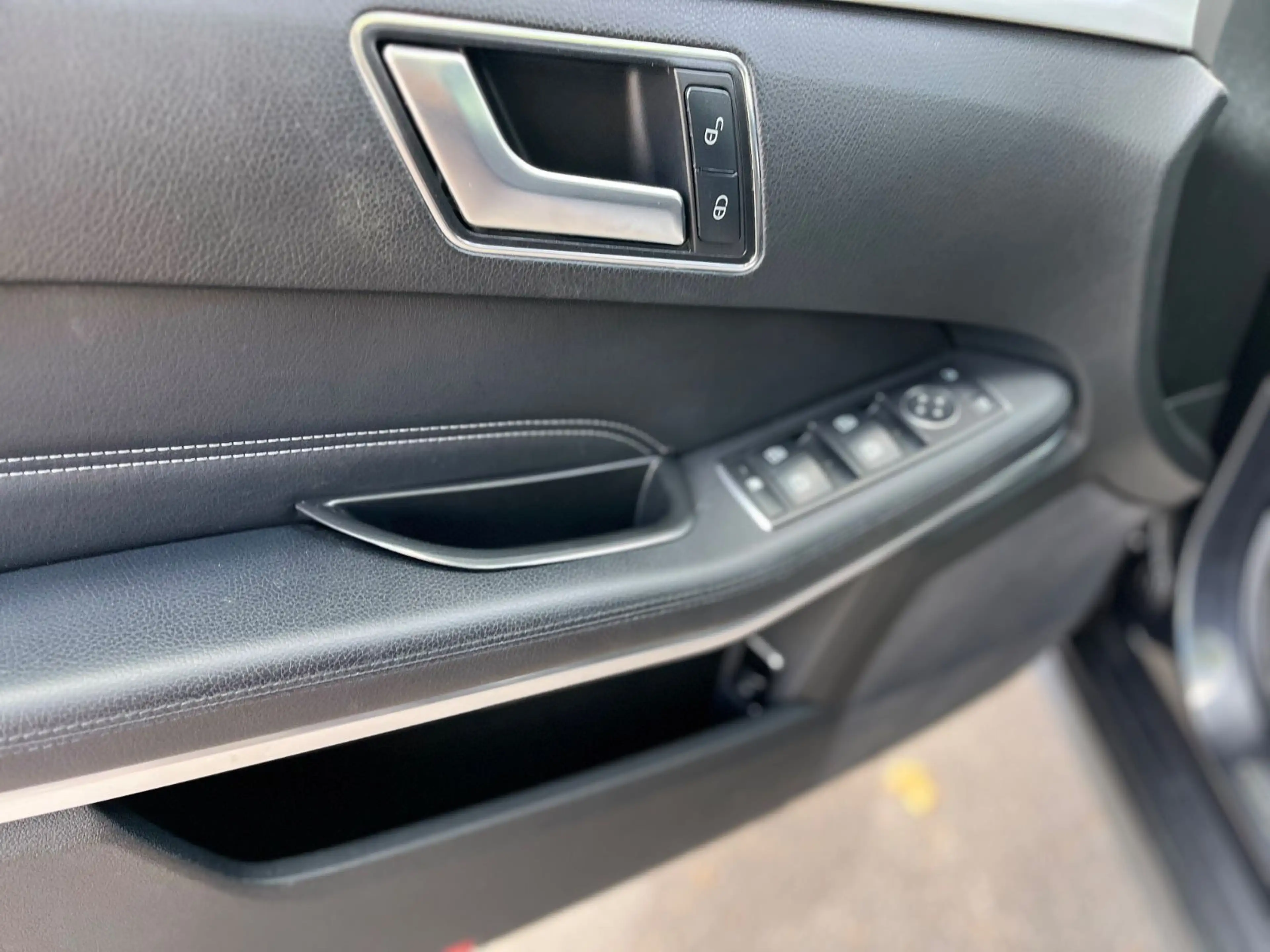 Mercedes-Benz E 250 E Limousine E 250 BlueTec — photo 8
