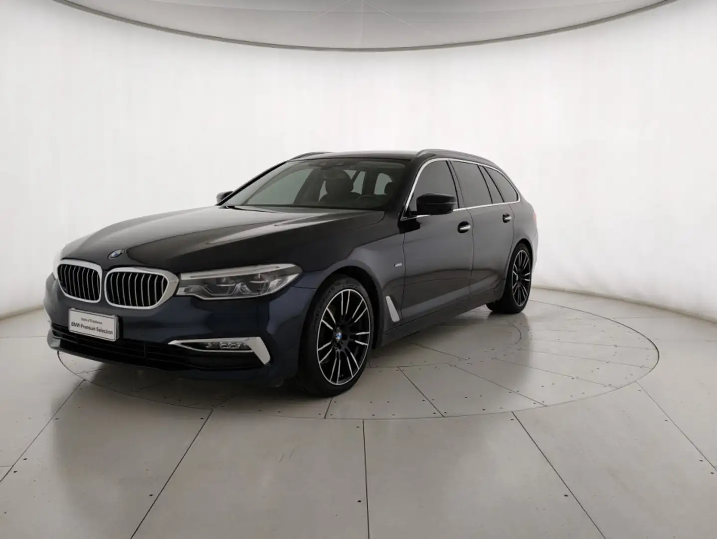 BMW 520 520d Touring Luxury auto Blue - 1