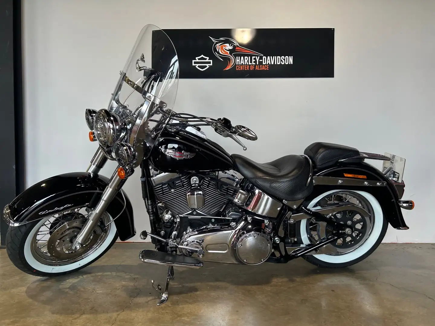Harley-Davidson Softail Negru - 2