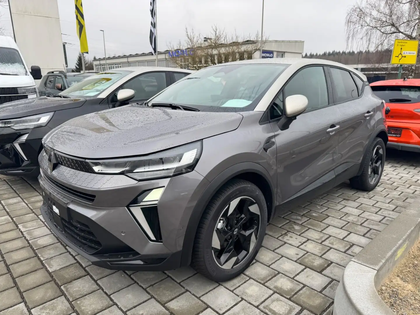Renault Captur 2 Techno TCE 90 Gri - 1