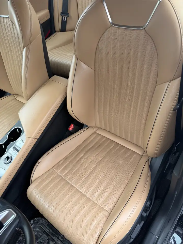 Genesis G70 снимка Genesis G70