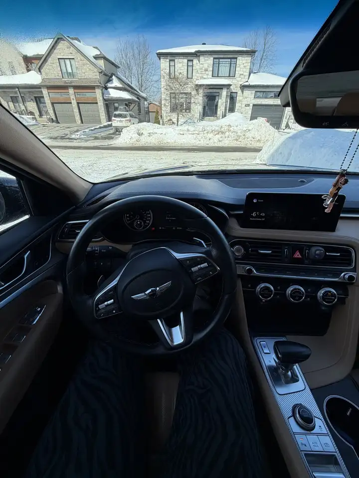 Genesis G70 снимка Genesis G70