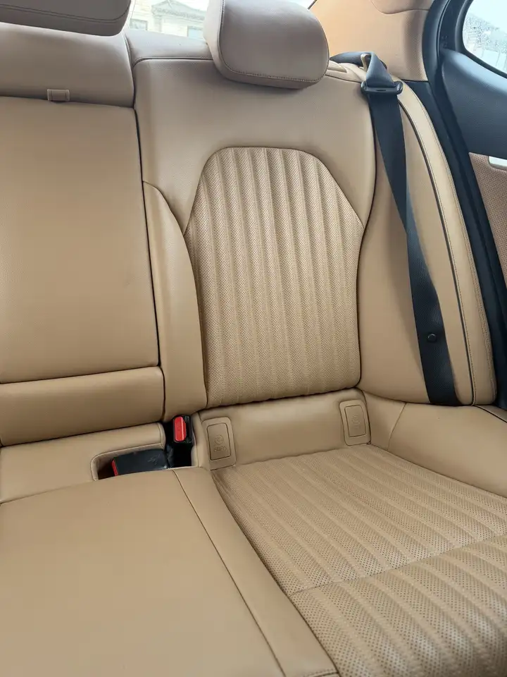 Genesis G70 снимка Genesis G70