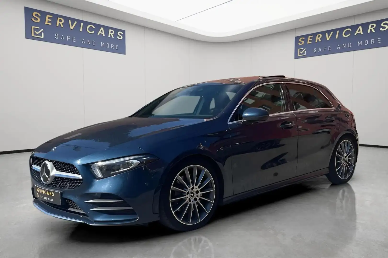 Mercedes-Benz A 250 4-Matic/ AMG / Full options / Garantie 12 mois Blauw - 1
