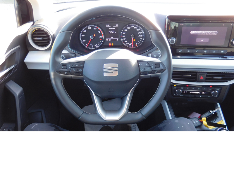 SEAT Arona 1.0 FR-Line TSI BMT Klima Navi LED Alu — photo 6