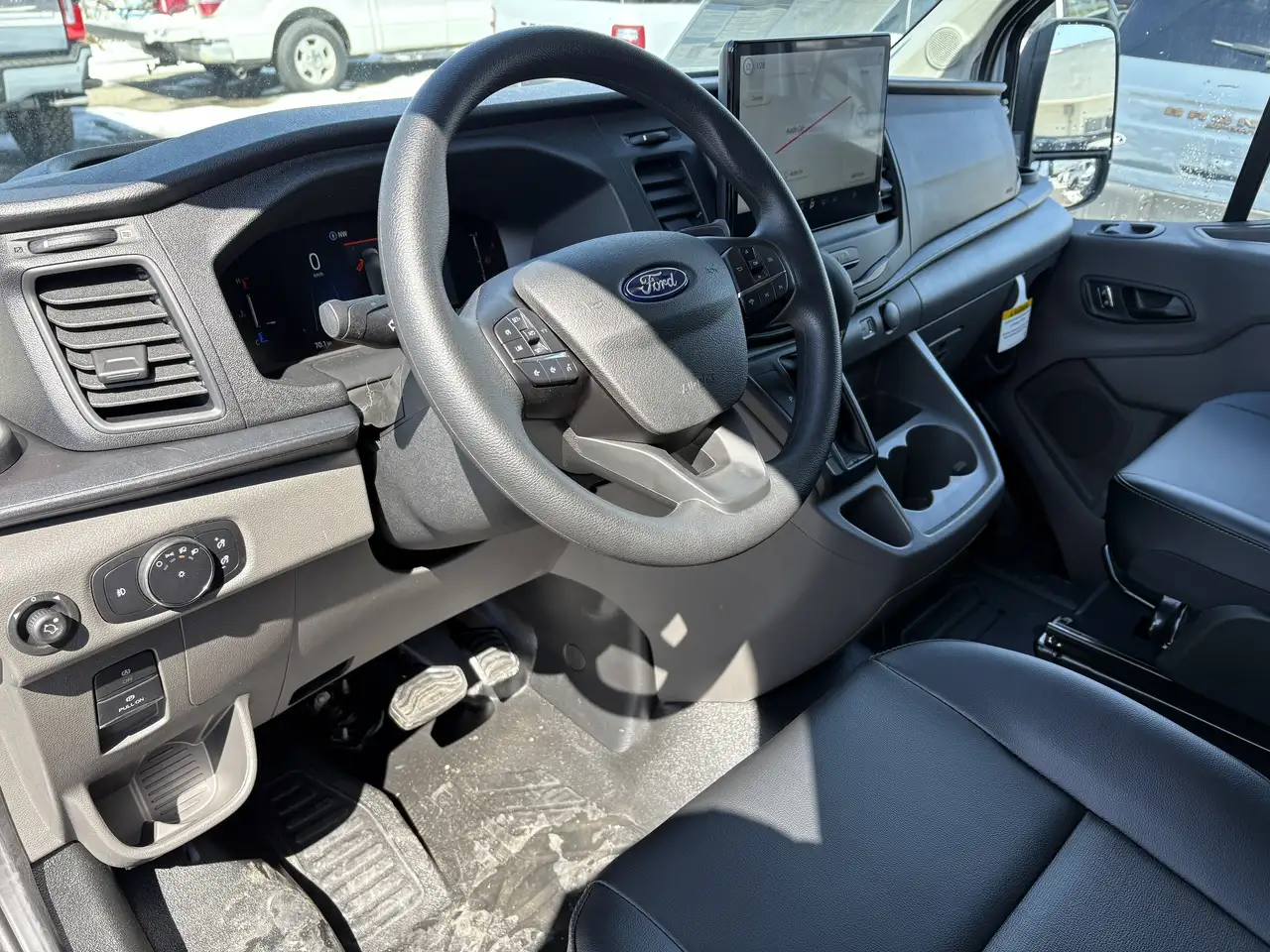 Ford Transit Cargo Van снимка Ford Transit Cargo Van