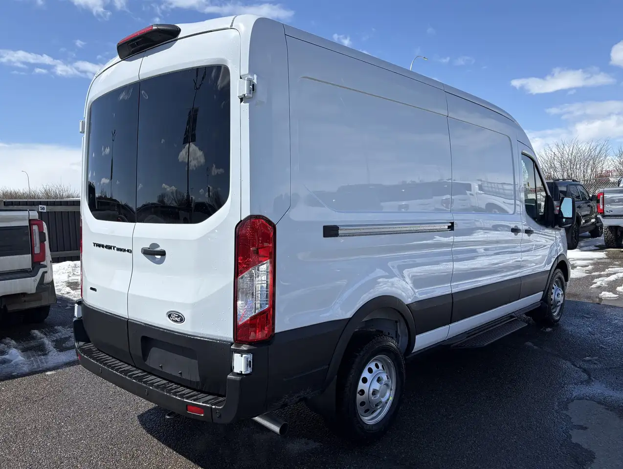 Ford Transit Cargo Van снимка Ford Transit Cargo Van
