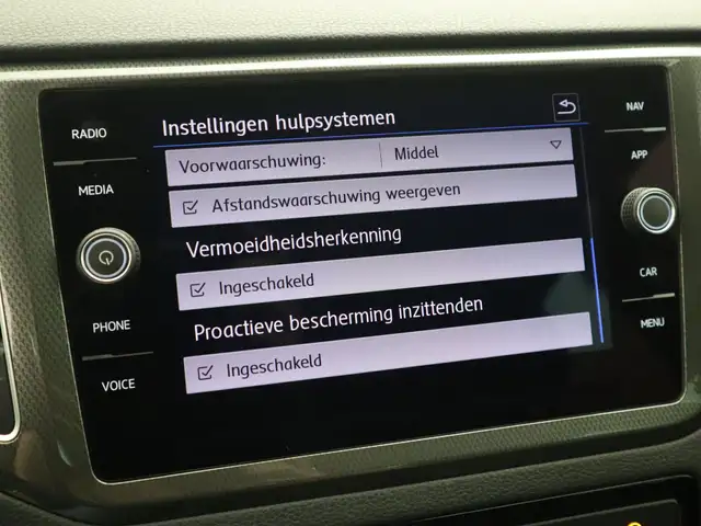 Volkswagen Golf Sportsvan view 14