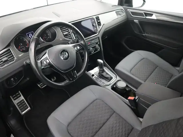 Volkswagen Golf Sportsvan view 7