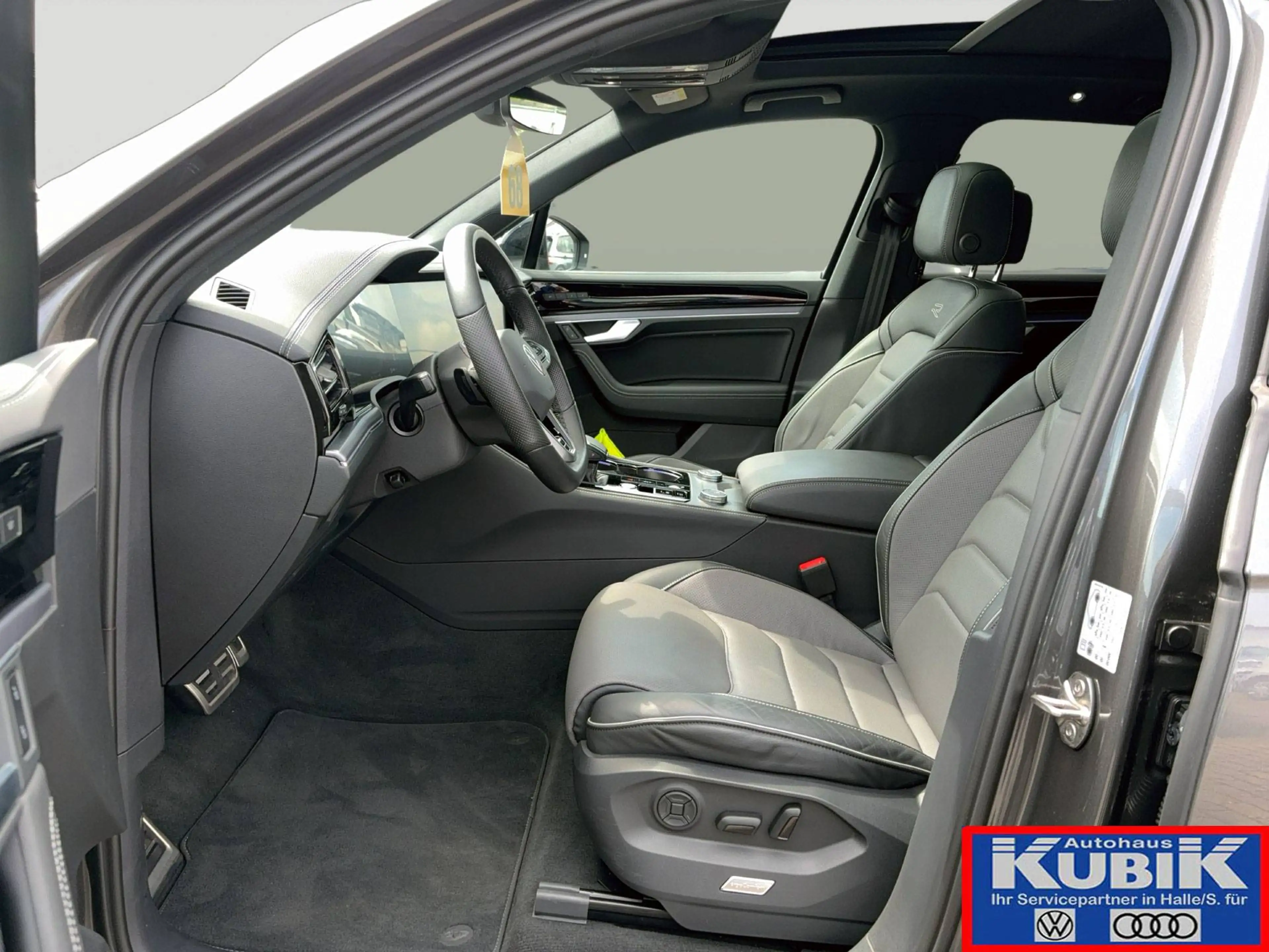 Volkswagen Touareg Touareg 3.0 TDI R-Line Black Style 4motion+Allradlenkung+ — photo 5