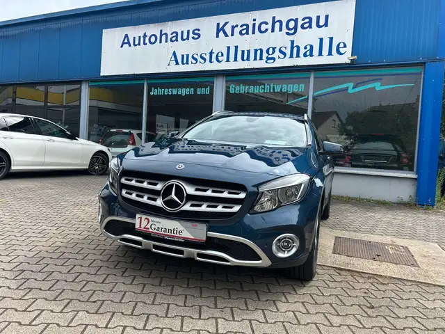 Mercedes-Benz GLA 220 4Matic Autom.Ahk Shz Pdc Kamera Garantie