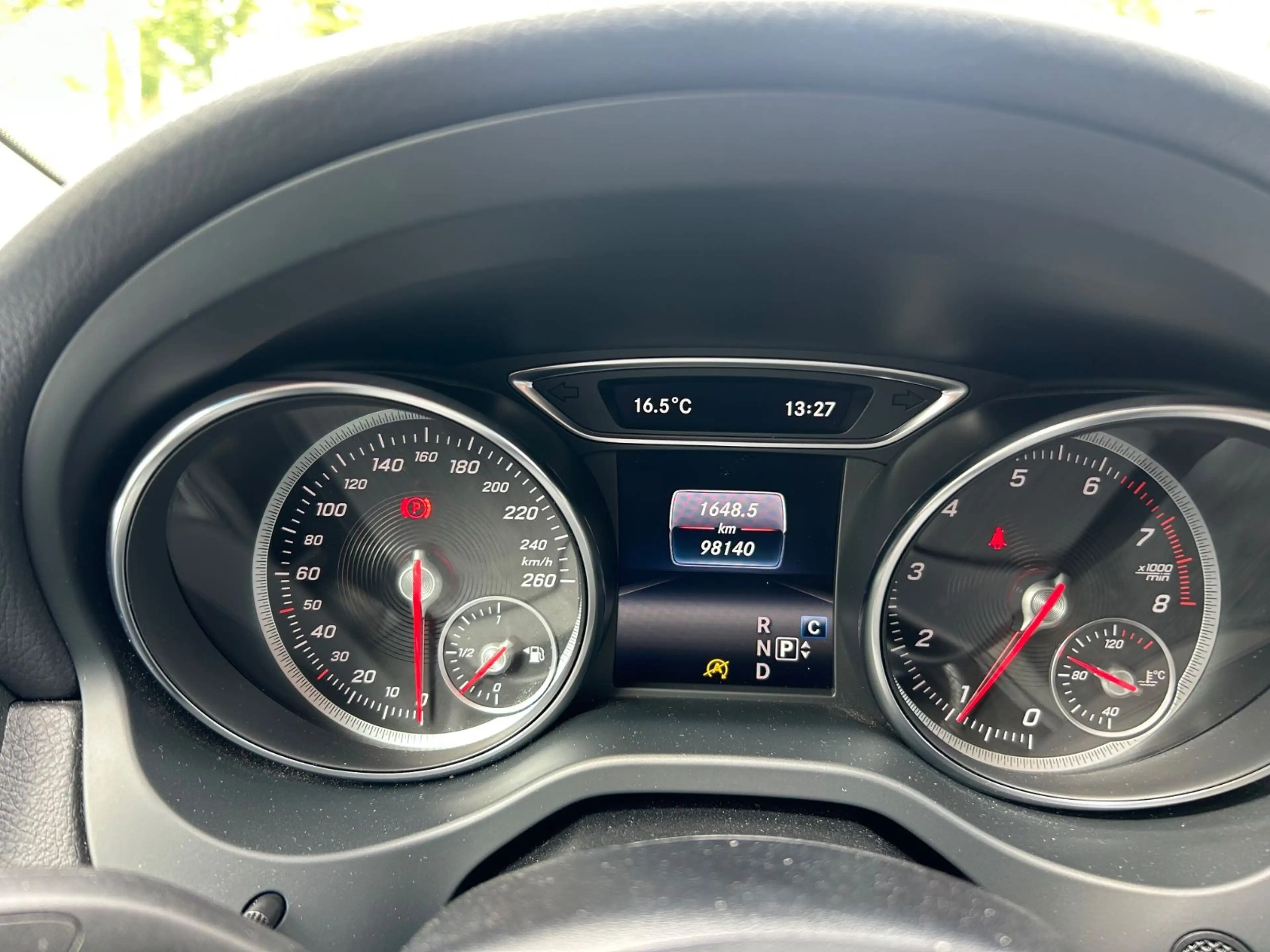 Mercedes-Benz GLA 220 4Matic Autom.Ahk Shz Pdc Kamera Garantie — photo 29