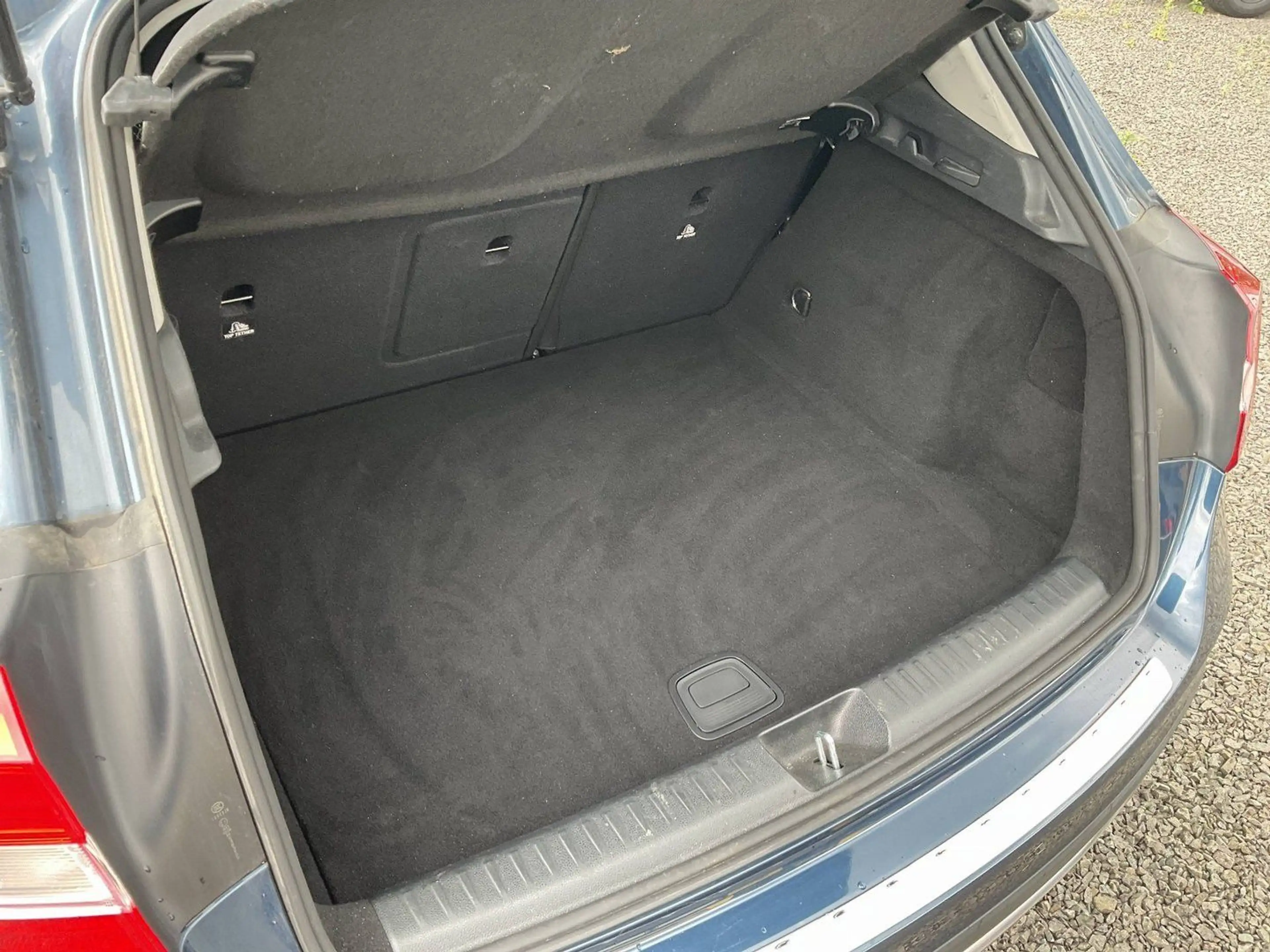 Mercedes-Benz GLA 220 4Matic Autom.Ahk Shz Pdc Kamera Garantie — photo 10