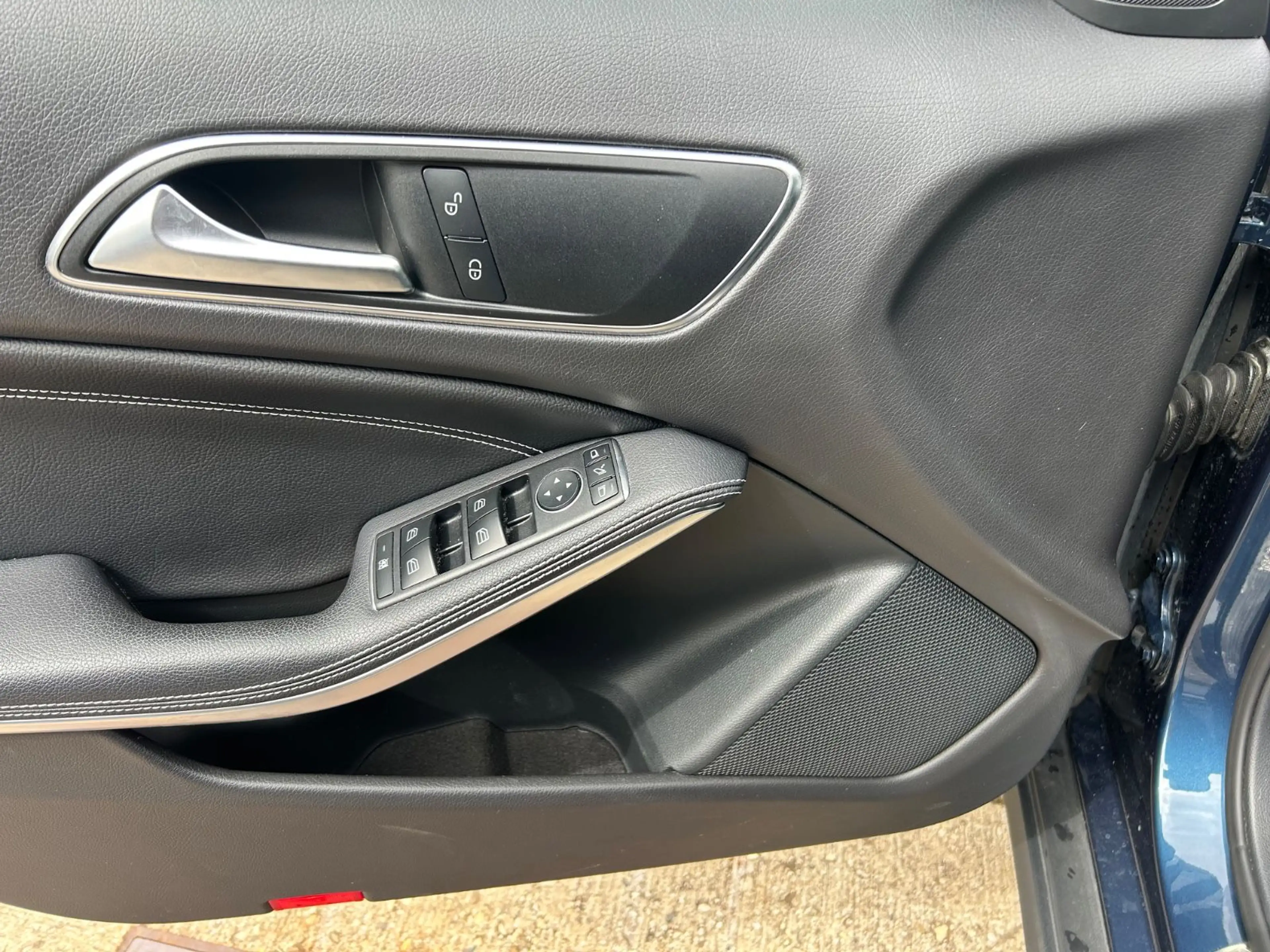 Mercedes-Benz GLA 220 4Matic Autom.Ahk Shz Pdc Kamera Garantie — photo 25