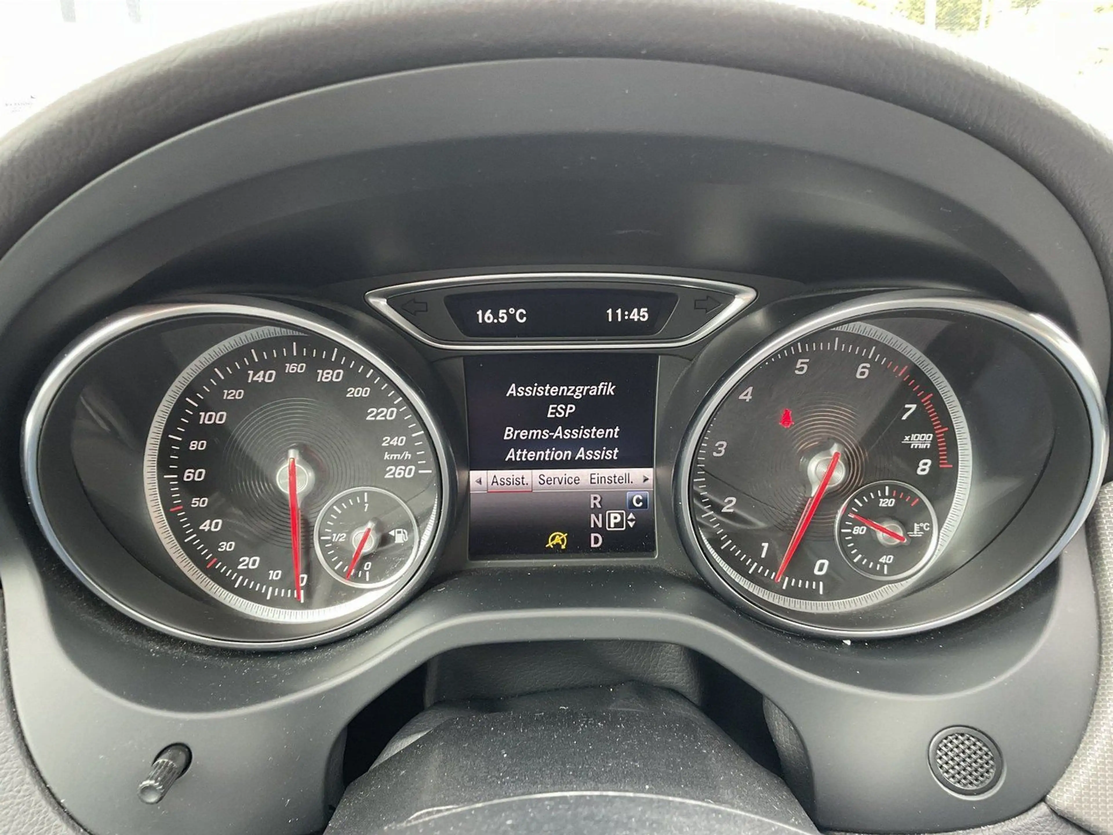 Mercedes-Benz GLA 220 4Matic Autom.Ahk Shz Pdc Kamera Garantie — photo 11