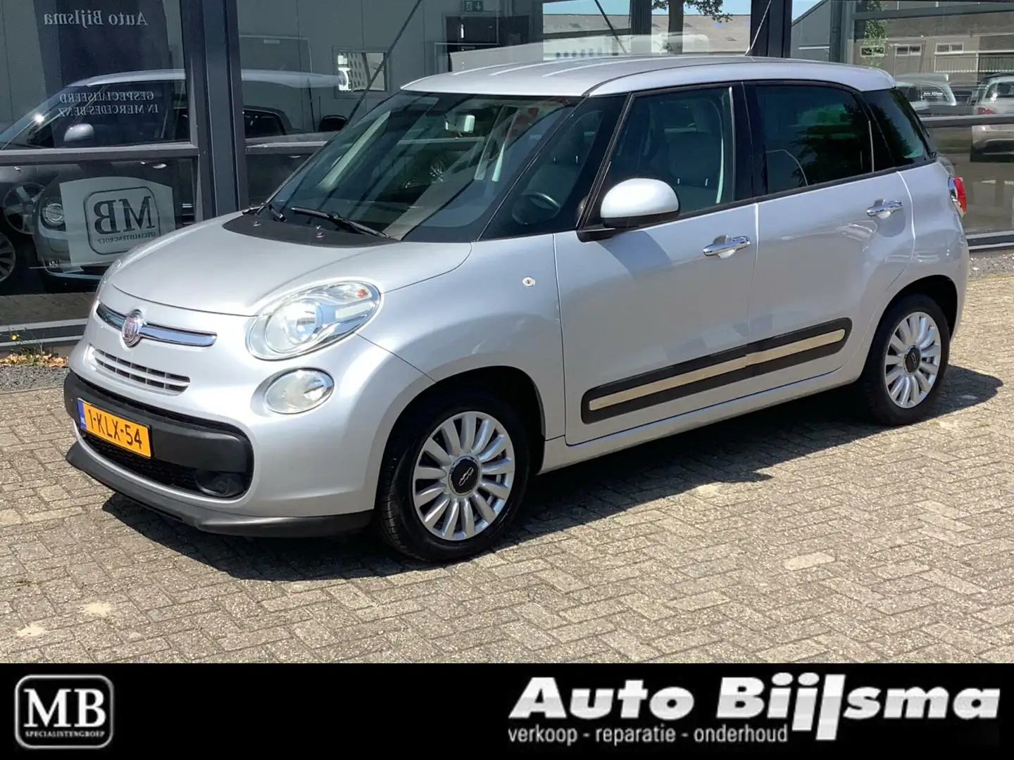 Fiat 500L 0.9 TwinAir Lounge, airco, cruise, trekhaak Grijs - 1