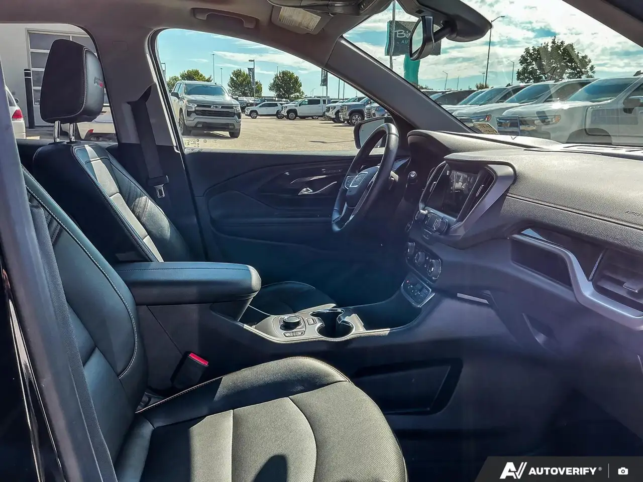GMC Terrain снимка GMC Terrain