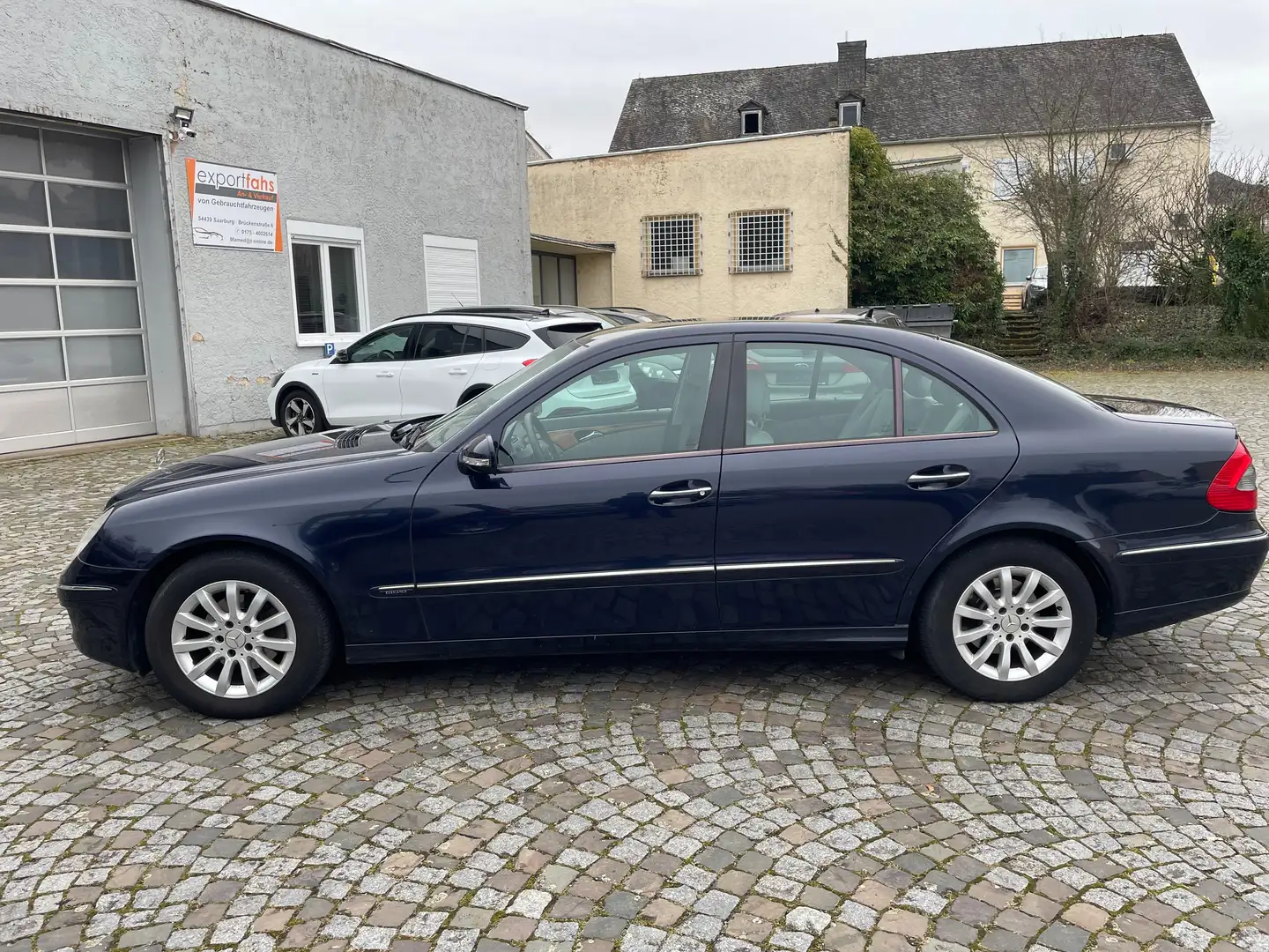 Mercedes-Benz E 320 CDI Elegance* Leder* Navi* Xenon Bleu - 2