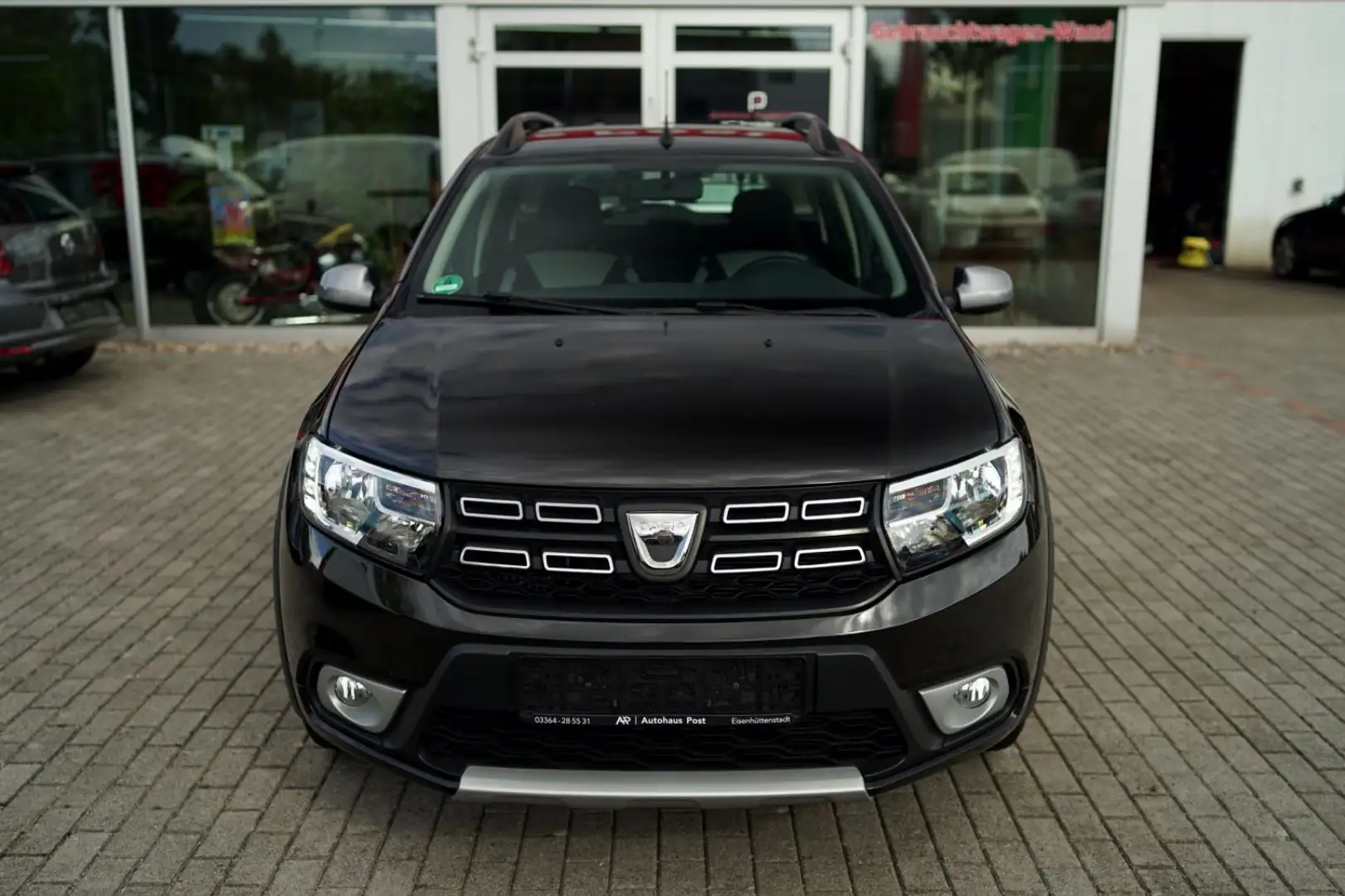 Dacia Logan Kombi Stepway Automatik Navi Einparkhilfe Чёрный - 2