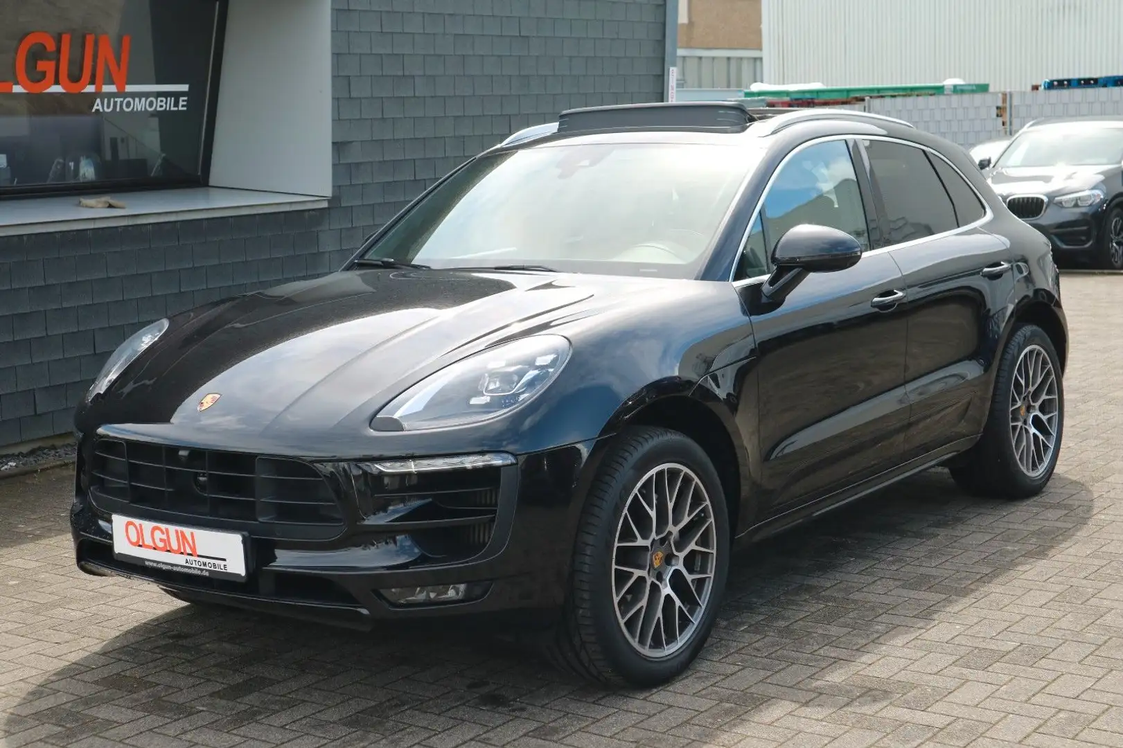 Porsche Macan S *PANO*MEMORY*NAVI*CAM*20"*SPORT* Noir - 1