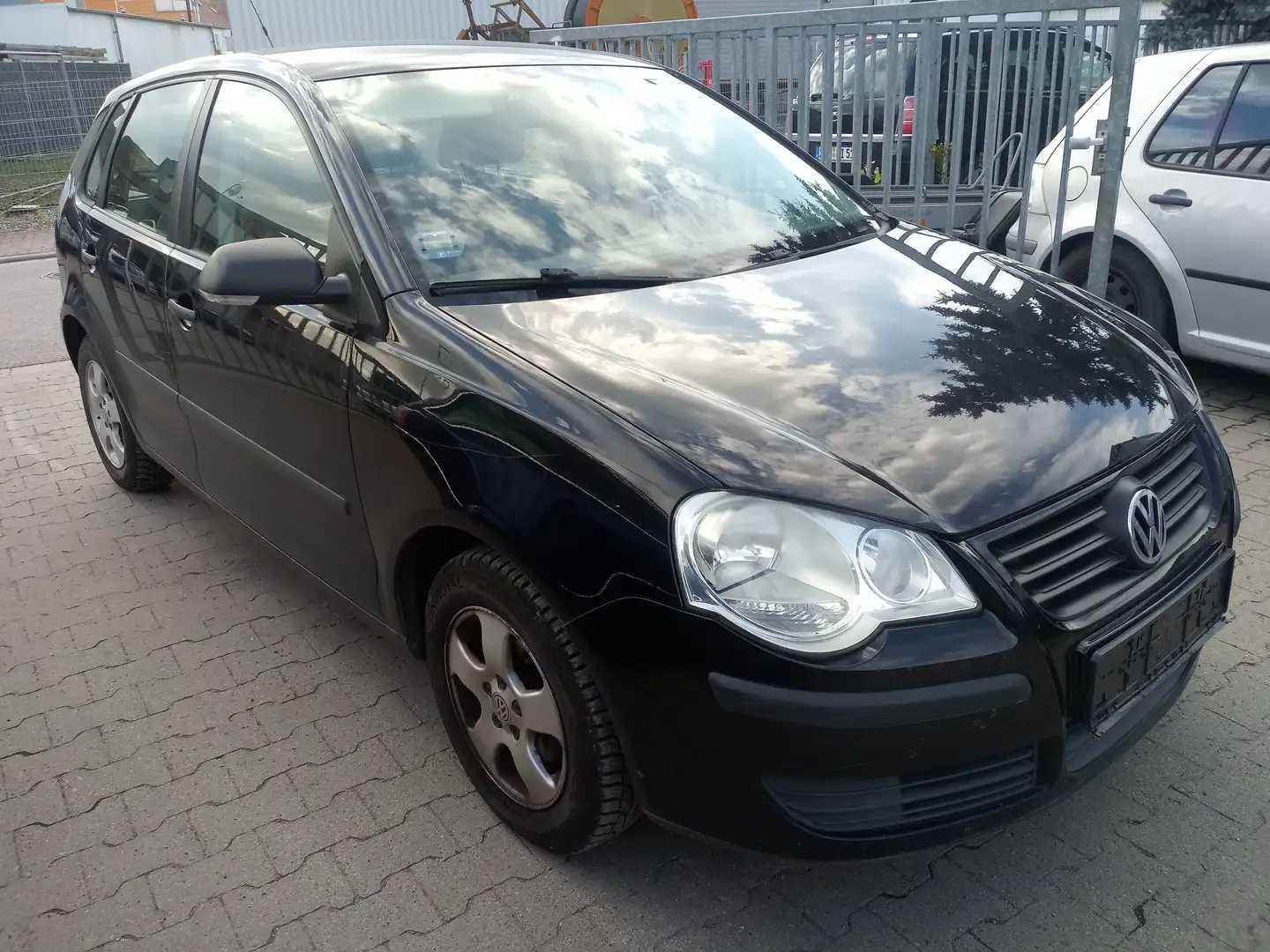 Volkswagen Polo 1.2 Schwarz - 2