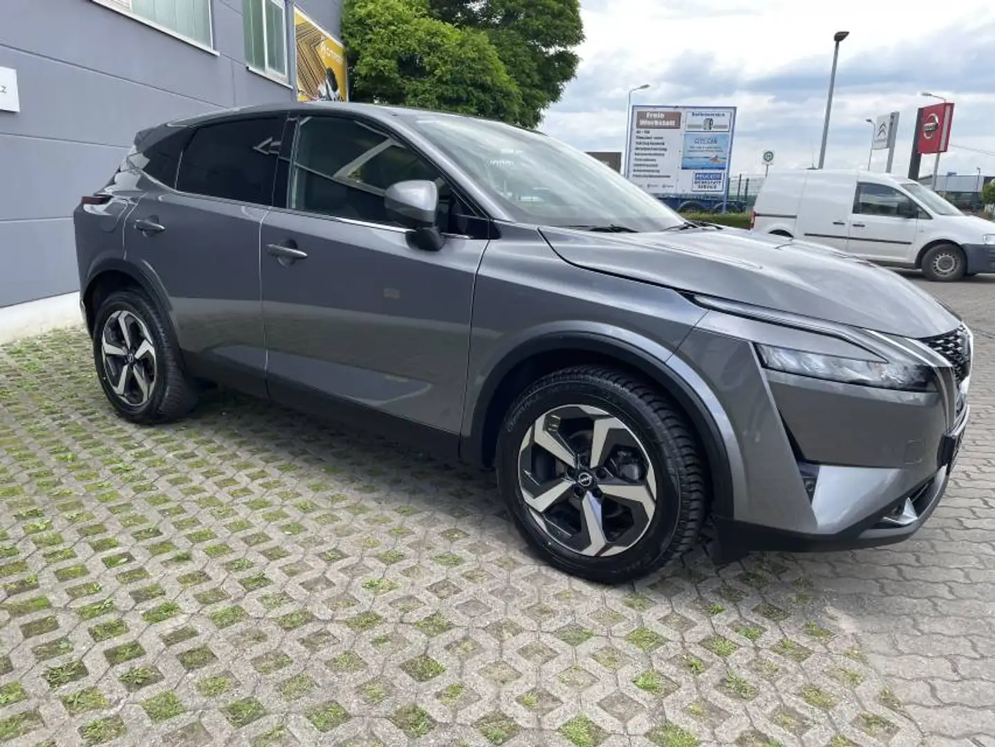 Nissan Qashqai QASHQAI DIG-T 1.3 Grigio - 1