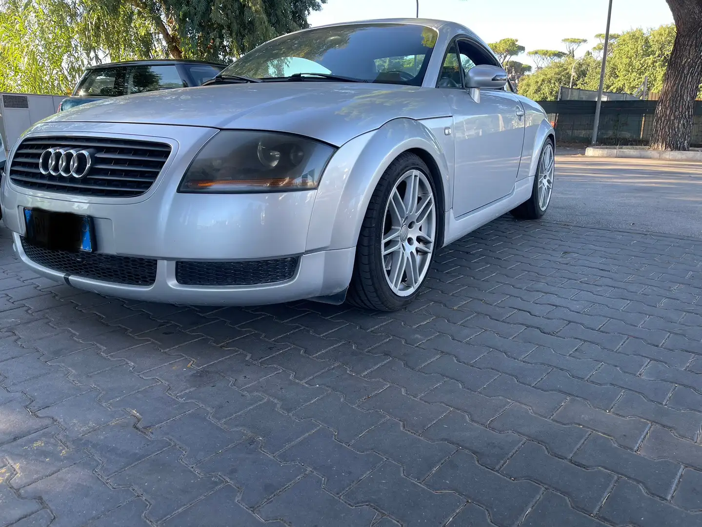 Audi TT 1.8t quattro - 1