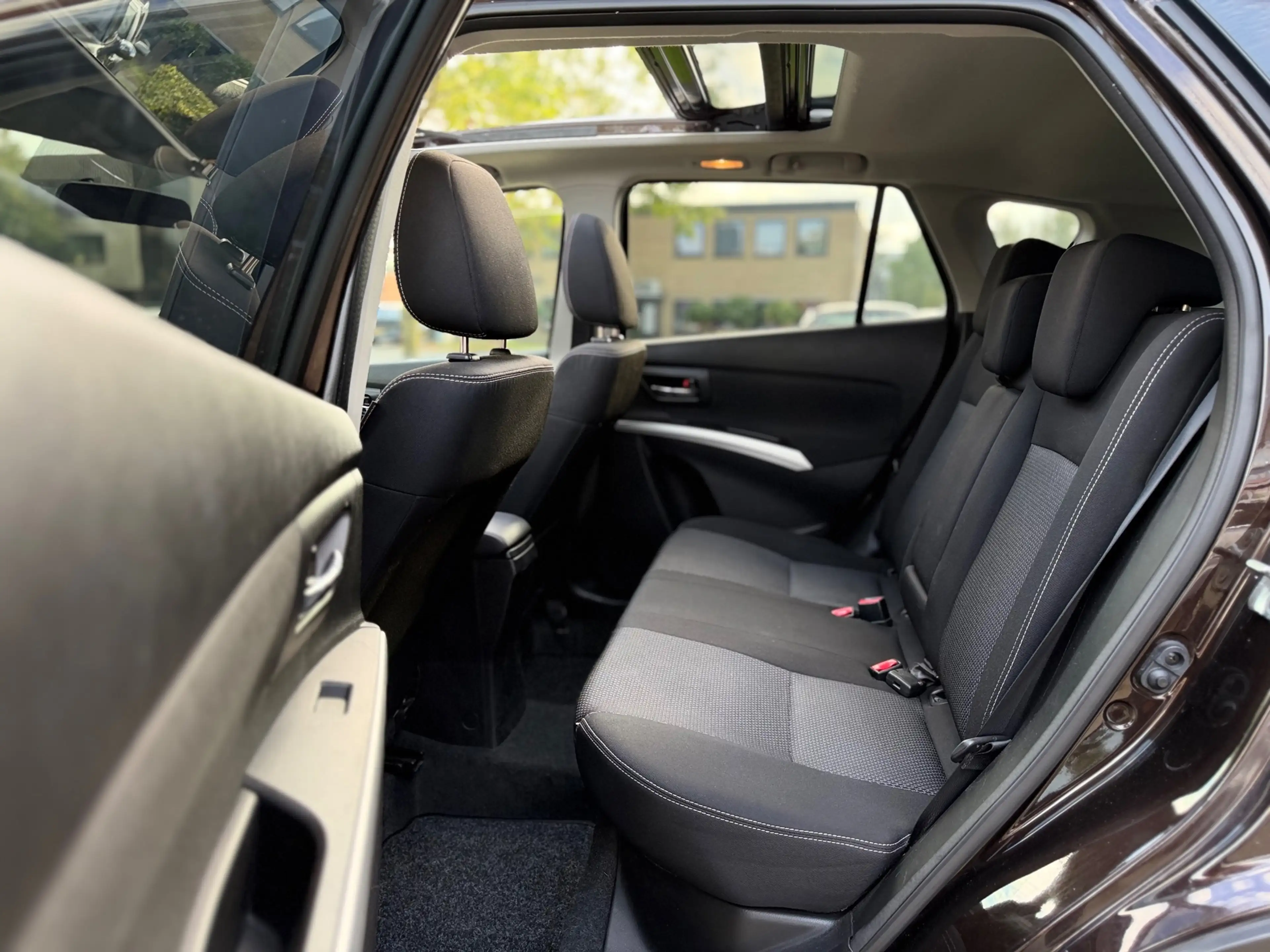 Suzuki SX4 S-Cross 1.6 Exclusive AUTOMAAT KEYLESS ENTRY-GO/PANO/PDC/C — photo 15