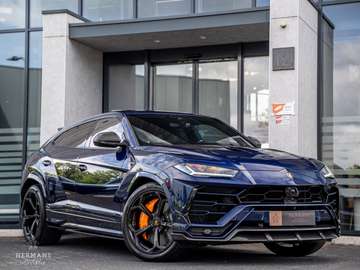 4.0 V8 / NOVITEC / B&O 3D / Carbon / Pano / FULL