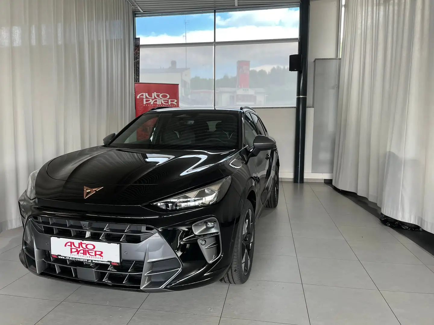 CUPRA Terramar 1.5 e-TSI 150 PS DSG Schwarz - 2