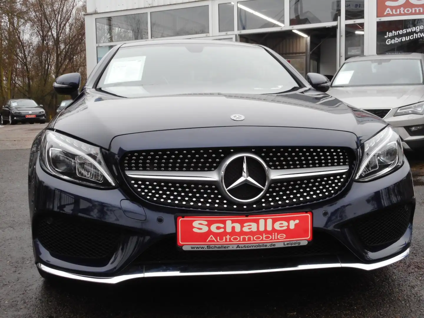 Mercedes-Benz C 200 Coupe 4Matic 9G-TRONIC AMG Line, LED, Panorama! Blau - 2