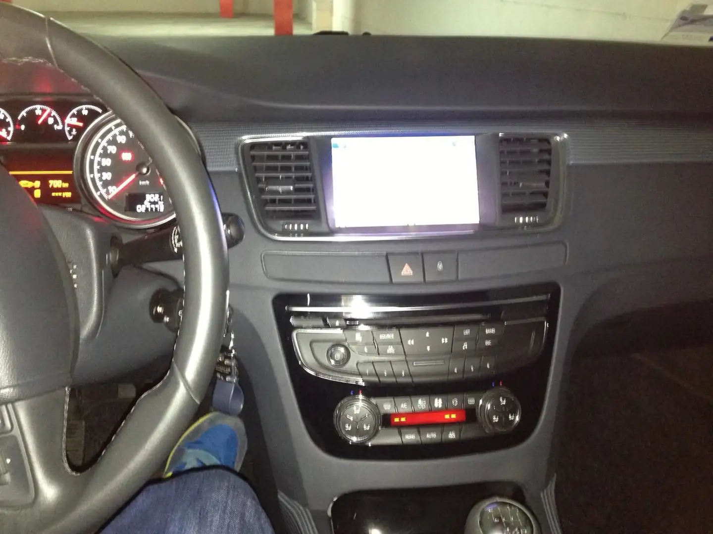 Peugeot 508 SW 2.0 hdi 16v Allure Ciel 140cv - 2