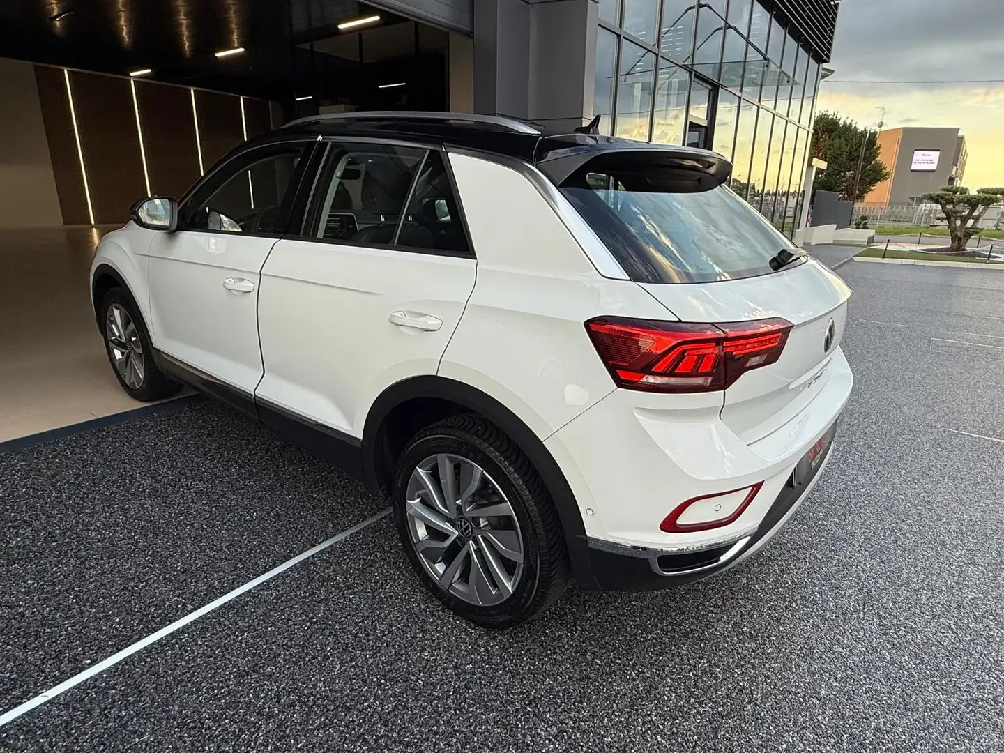 Volkswagen T-Roc T-Roc I 2022 2.0 tdi Style 150cv dsg Bianco - 2