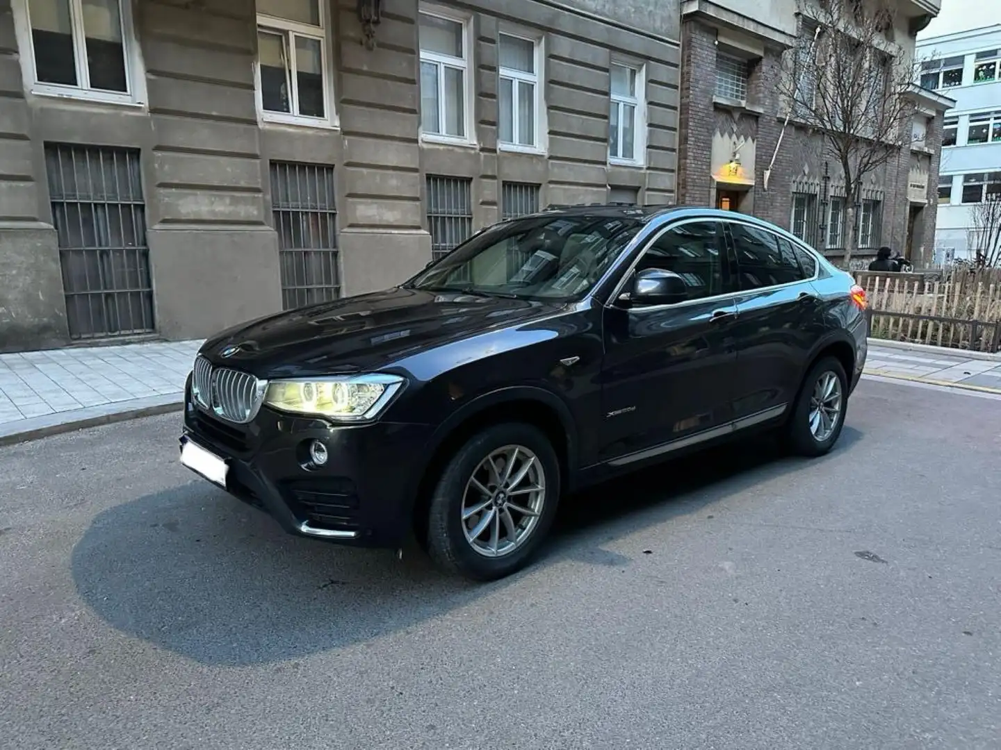 BMW X4 xDrive 20d Österreich-Paket Aut. Grau - 1